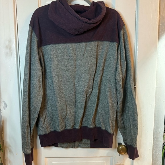 Chor Two-Tone Gray and Purple Hoodie - Picture 13 of 13